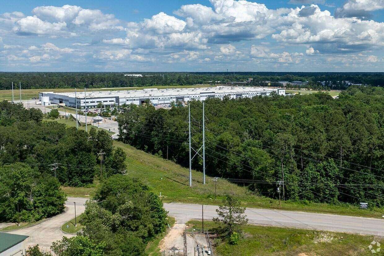 19.4 Acres of Commercial Land for Sale in Conroe, Texas