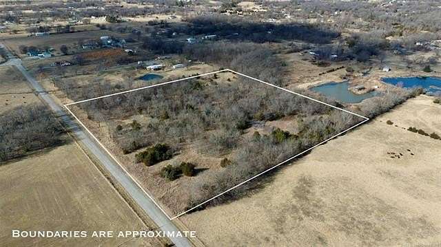 10 Acres of Residential Land for Sale in Chouteau, Oklahoma