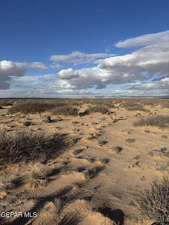 5 Acres of Residential Land for Sale in Horizon City, Texas