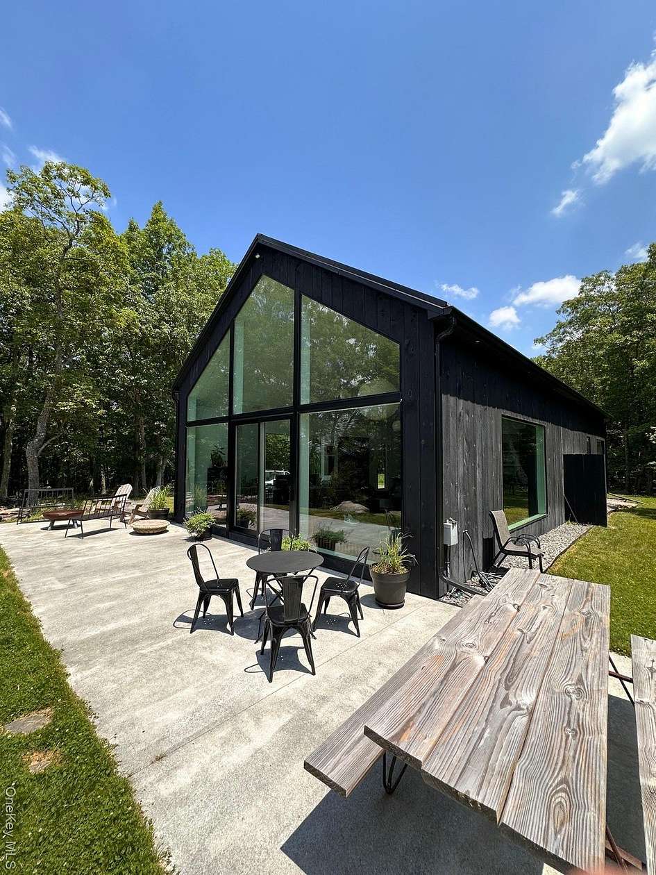 5.78 Acres of Land with Home for Sale in Narrowsburg, New York