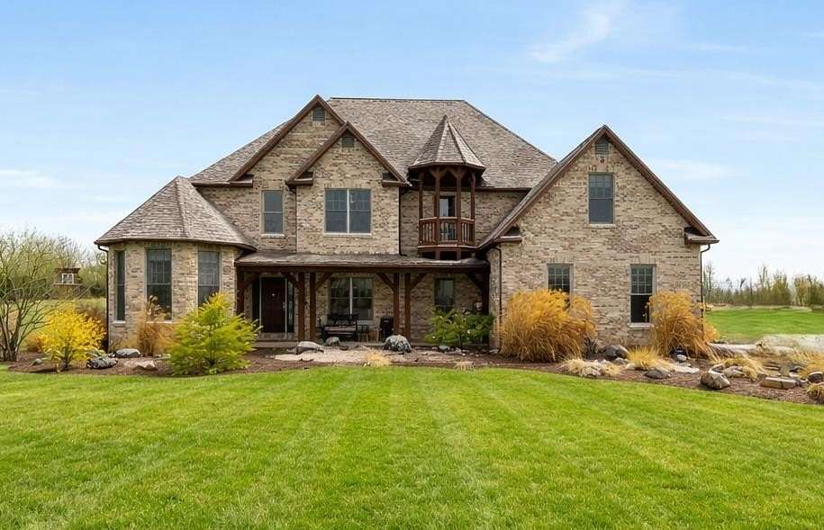 20 Acres of Recreational Land with Home for Sale in Mansfield, Ohio