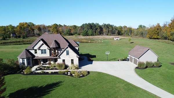 20 Acres of Recreational Land with Home for Sale in Mansfield, Ohio