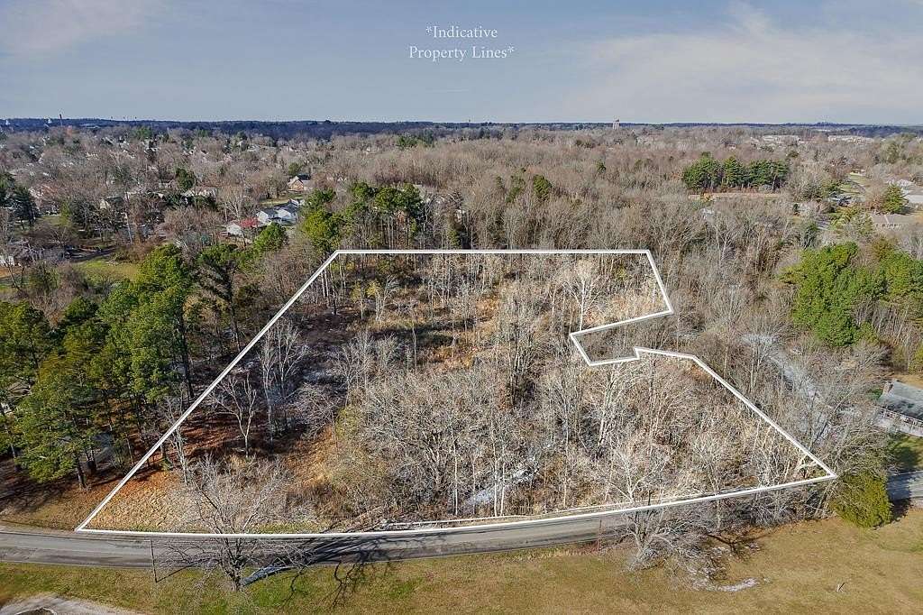 6.65 Acres of Residential Land for Sale in Cookeville, Tennessee