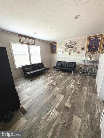 19.3 Acres of Land with Home for Lease in Port Royal, Virginia