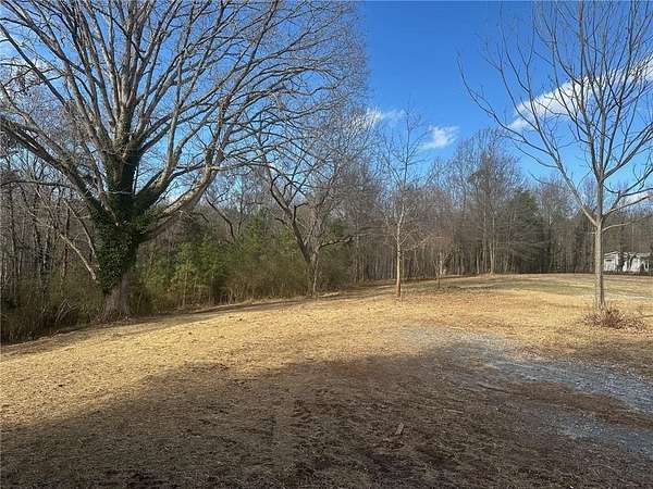 3.86 Acres of Residential Land for Sale in Baldwin, Georgia