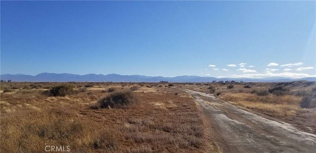 10.2 Acres of Land for Sale in Lancaster, California