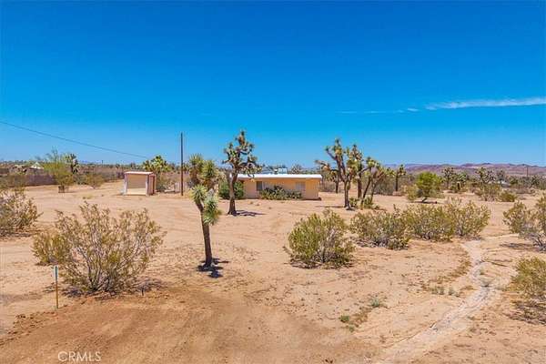 2 Acres of Residential Land with Home for Sale in Yucca Valley, California
