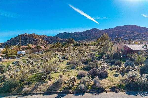 0.41 Acres of Land for Sale in Joshua Tree, California