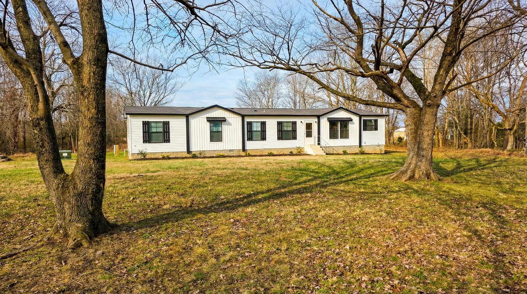 2 Acres of Residential Land with Home for Sale in Rumsey, Kentucky