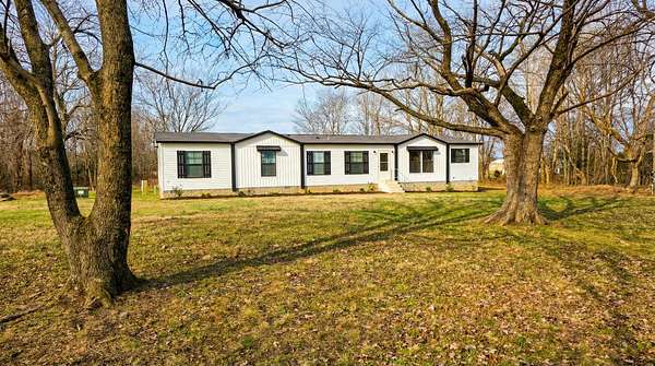 2 Acres of Residential Land with Home for Sale in Rumsey, Kentucky