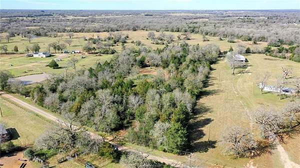5 Acres of Residential Land for Sale in Madisonville, Texas