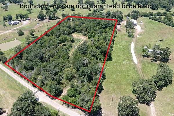 5 Acres of Residential Land for Sale in Madisonville, Texas
