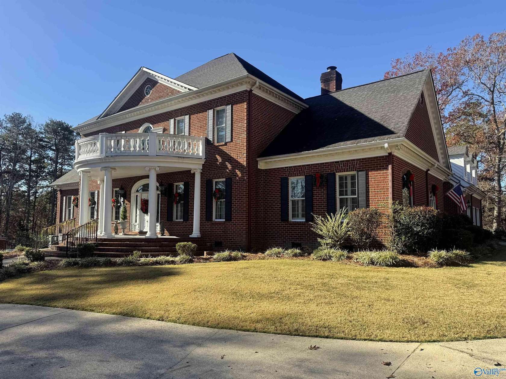 6 Acres of Land with Home for Sale in Fort Payne, Alabama