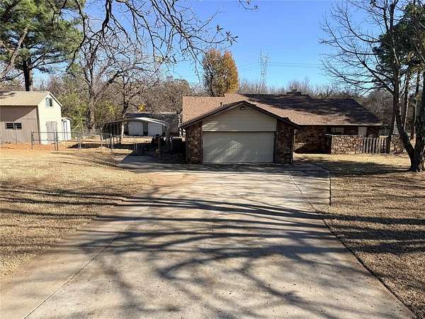 2.35 Acres of Residential Land with Home for Sale in Choctaw, Oklahoma