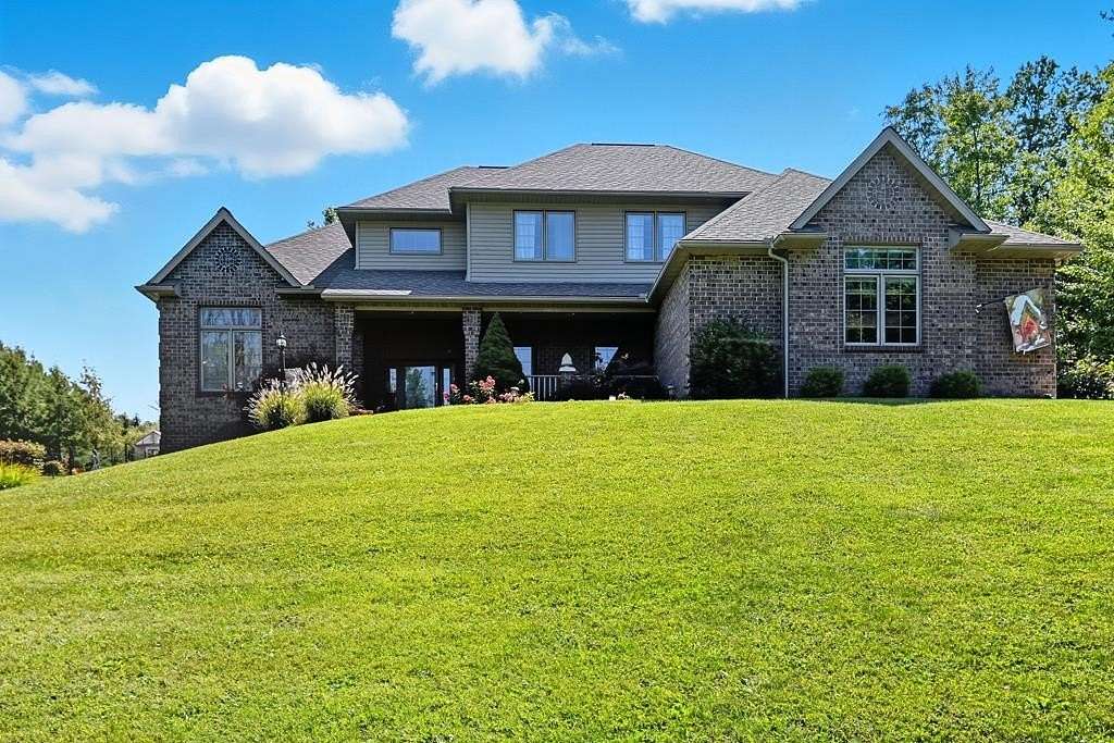 3.82 Acres of Residential Land with Home for Sale in Mansfield, Ohio