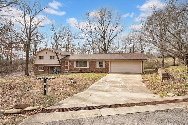 1.7 Acres of Land with Home for Sale in Madisonville, Kentucky