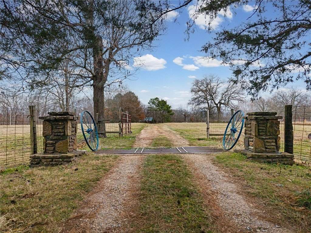 10 Acres of Land with Home for Sale in Bentonville, Arkansas