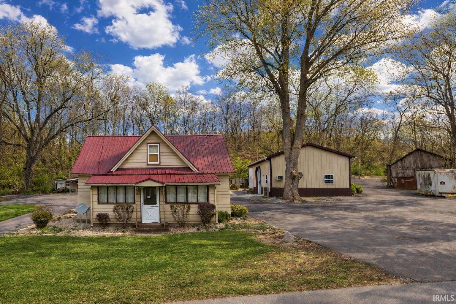 8.79 Acres of Residential Land with Home for Sale in Wabash, Indiana