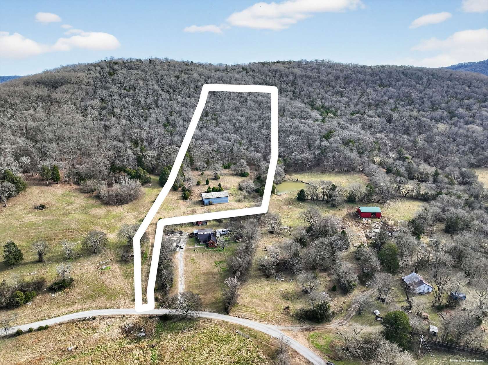 10.3 Acres of Recreational Land for Sale in Carthage, Tennessee