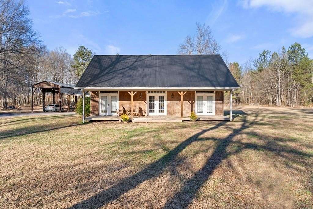4 Acres of Residential Land with Home for Sale in Silver Creek, Georgia