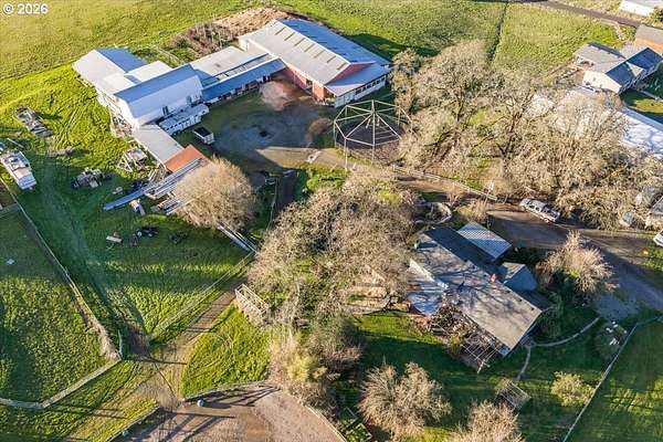 12 Acres of Land with Home for Sale in Albany, Oregon