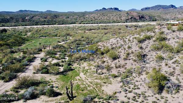 2.2 Acres of Residential Land for Sale in Morristown, Arizona