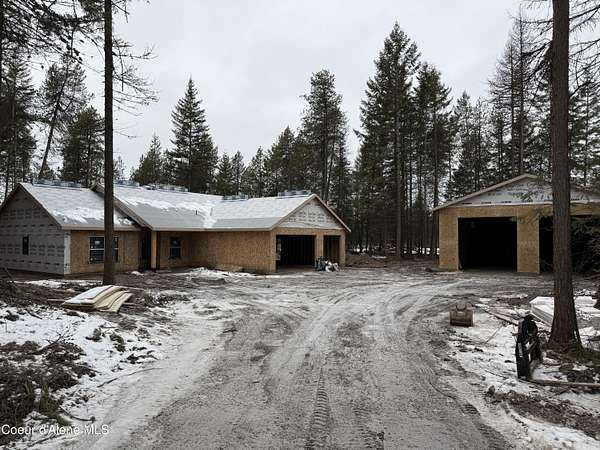 3.54 Acres of Residential Land with Home for Sale in Oldtown, Idaho