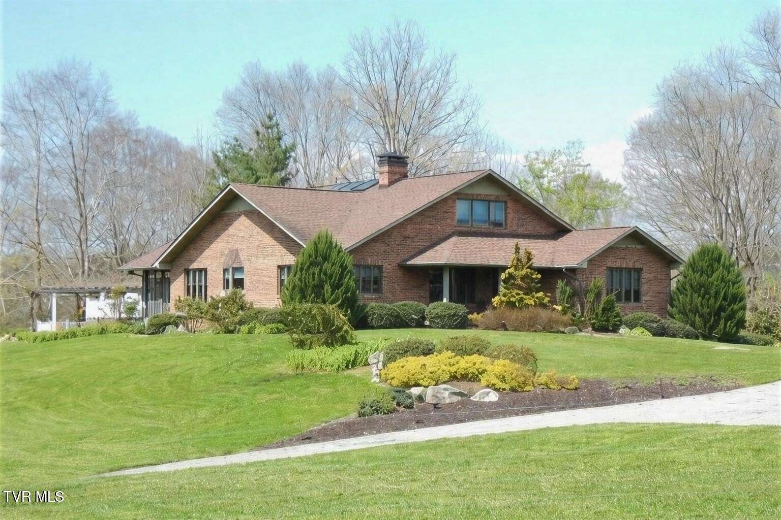 82.8 Acres of Agricultural Land with Home for Sale in Jonesborough, Tennessee