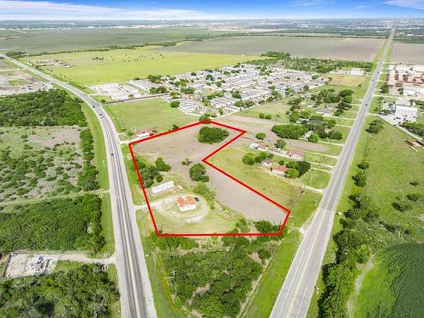 4 Acres of Improved Commercial Land for Sale in Corpus Christi, Texas