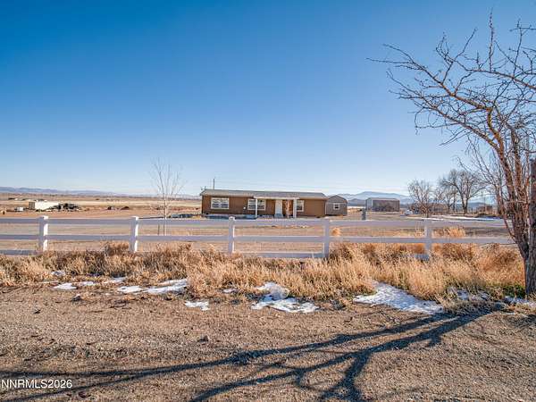 2 Acres of Residential Land with Home for Sale in Yerington, Nevada