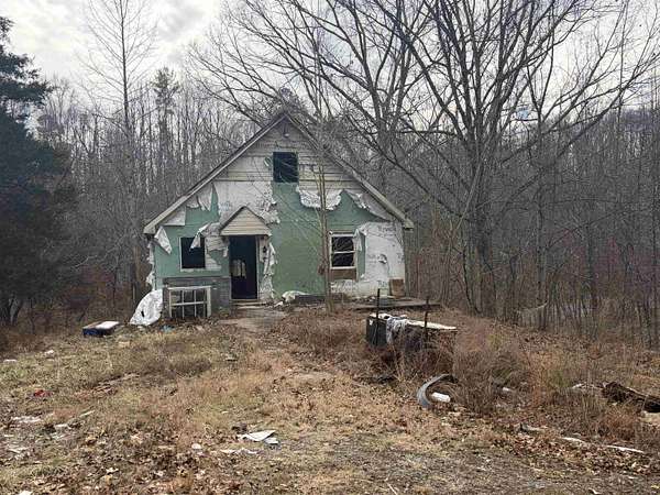 6 Acres of Residential Land with Home for Sale in Bassett, Virginia