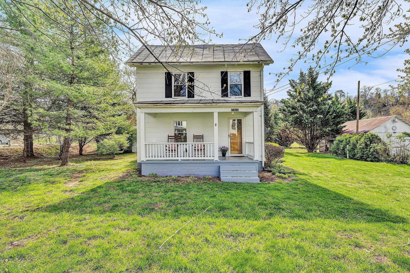 3.9 Acres of Land with Home for Sale in Troutville, Virginia