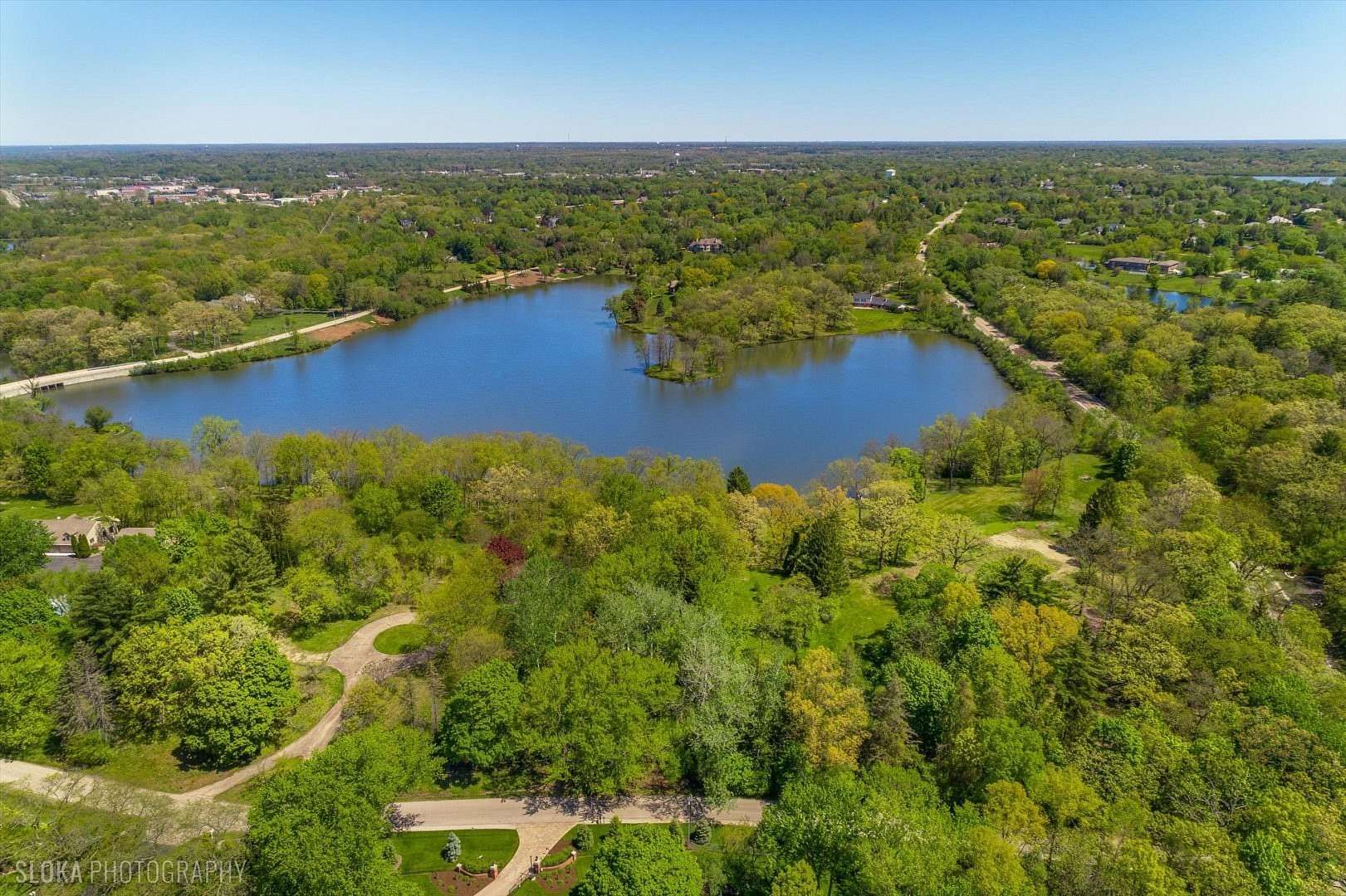 17.3 Acres of Land for Sale in Barrington Hills, Illinois