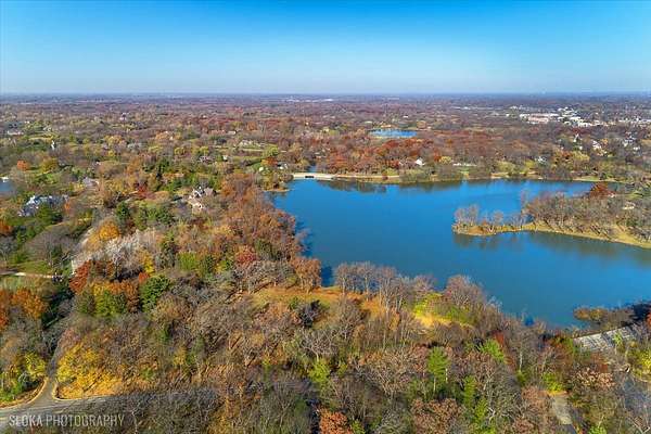 17.3 Acres of Land for Sale in Barrington Hills, Illinois