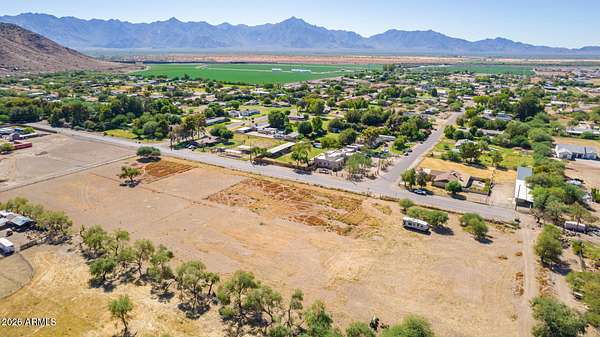 1 Acre of Residential Land for Sale in Laveen, Arizona