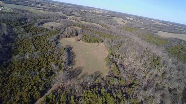 95 Acres of Land for Auction in Loretto, Kentucky