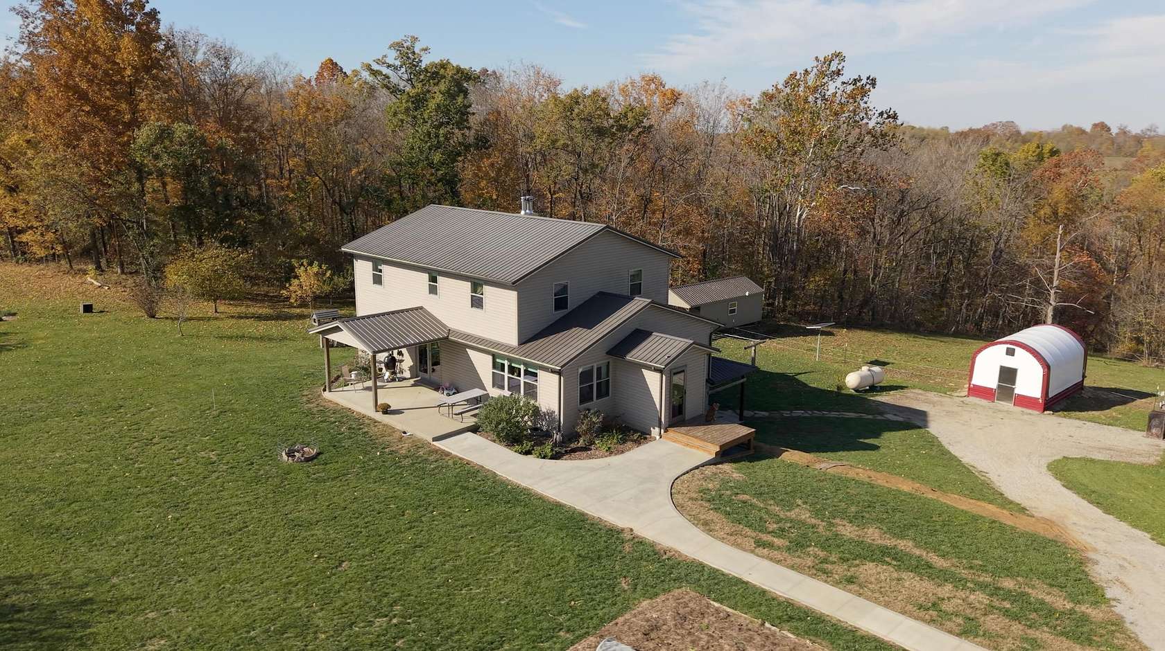 91.5 Acres of Land with Home for Sale in Mackville, Kentucky