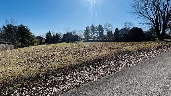 0.7 Acres of Residential Land for Sale in London, Kentucky