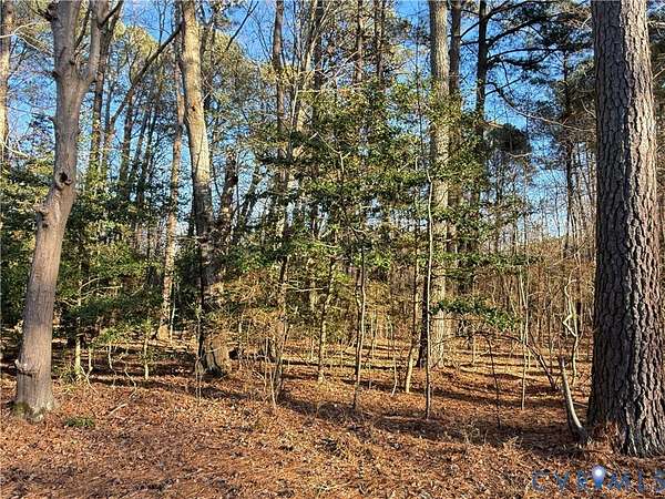 1.18 Acres of Residential Land for Sale in Deltaville, Virginia