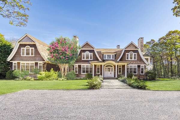 5.4 Acres of Land with Home for Sale in Wainscott, New York