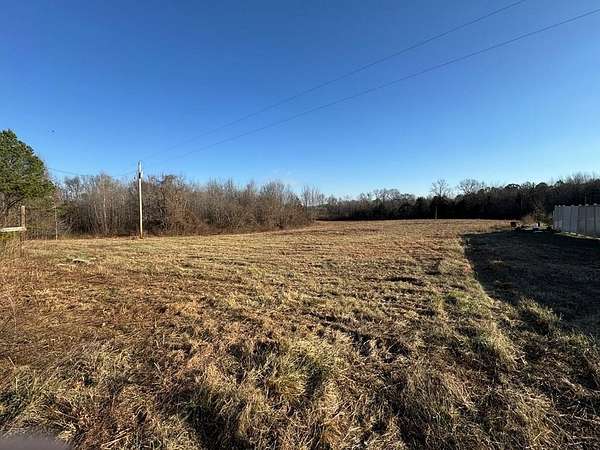 9.1 Acres of Improved Land for Sale in Big Sandy, Tennessee