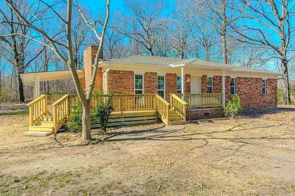 2 Acres of Residential Land with Home for Sale in Jacksonville, Arkansas