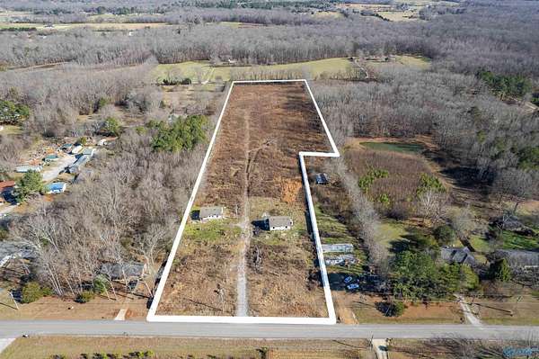 8.79 Acres of Land for Sale in Hazel Green, Alabama