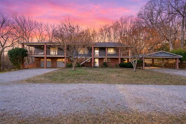 73 Acres of Recreational Land with Home for Sale in Dickson, Tennessee