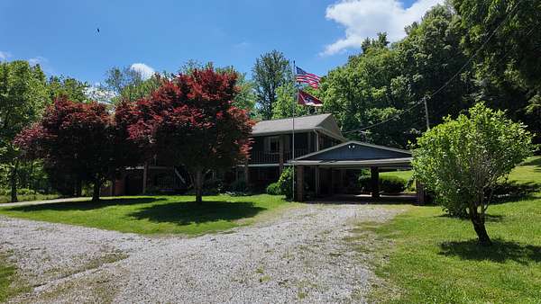73 Acres of Recreational Land with Home for Sale in Dickson, Tennessee