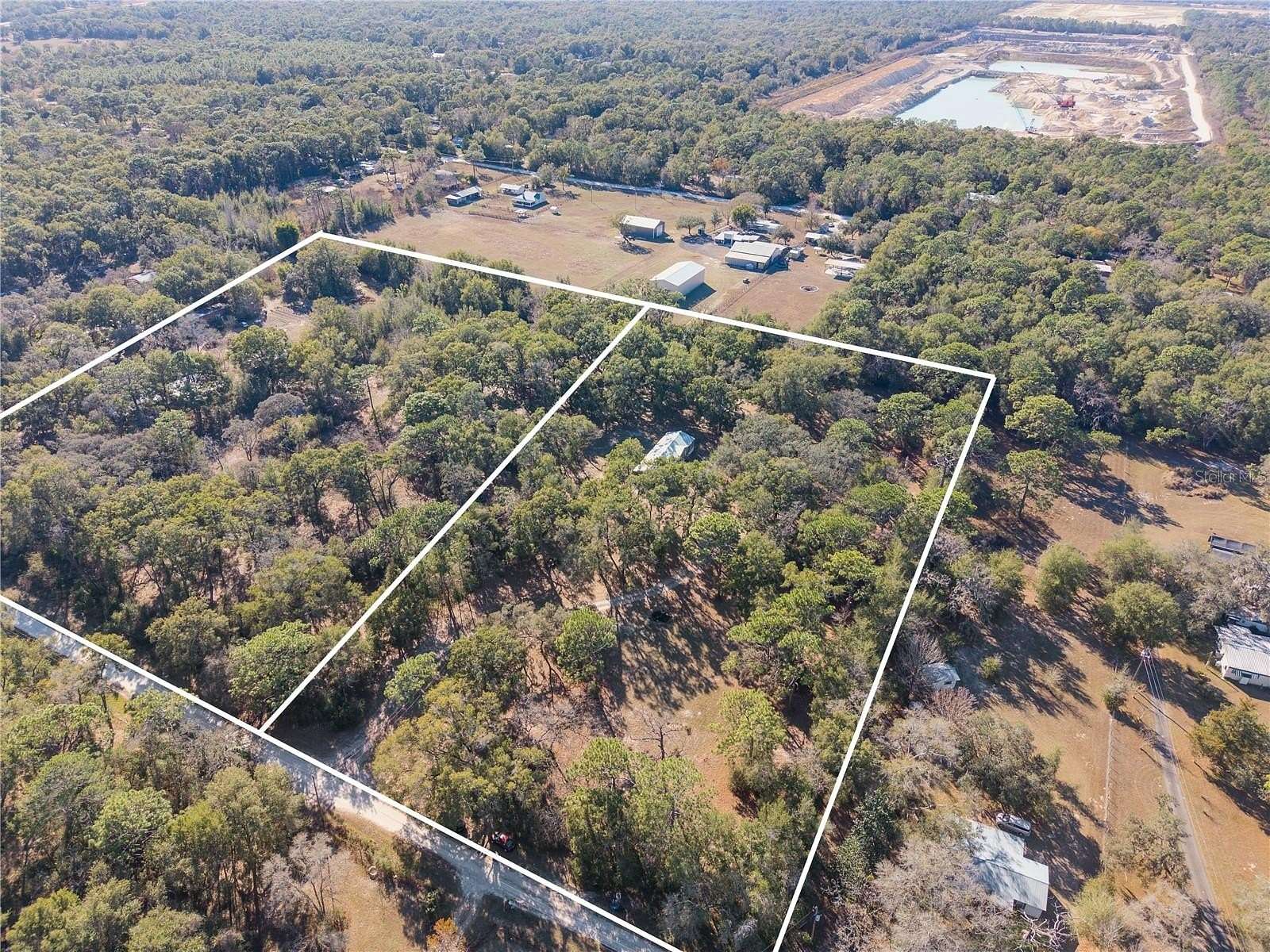 5 Acres of Residential Land for Sale in Spring Hill, Florida