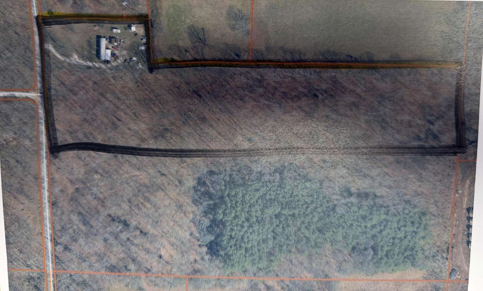 10 Acres of Land for Sale in Mountain View, Missouri