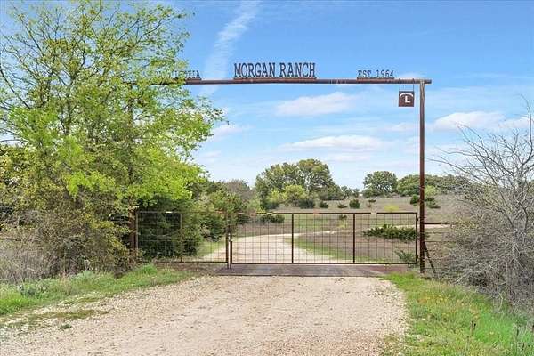 252 Acres of Recreational Land for Sale in China Spring, Texas