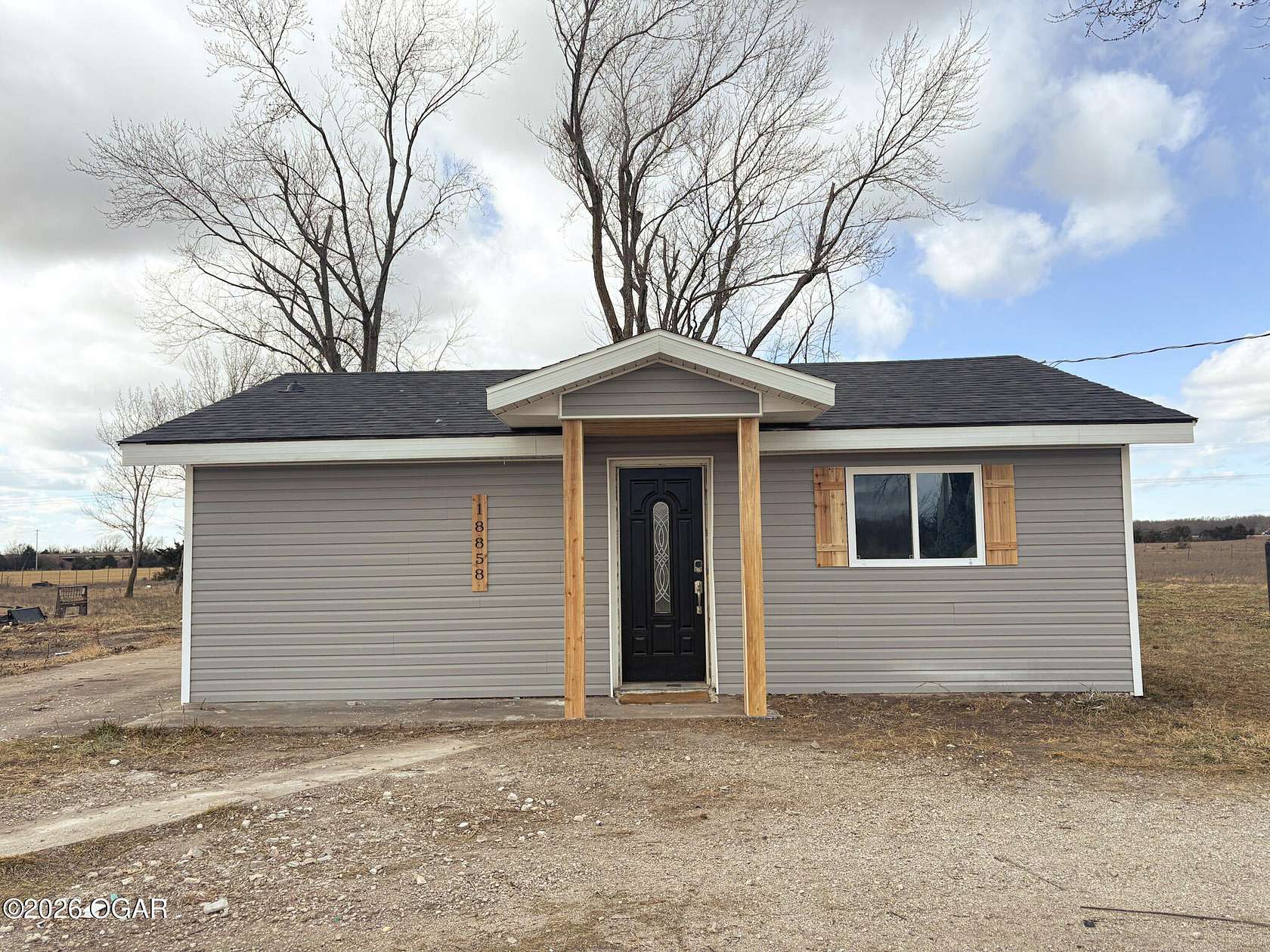 17 Acres of Land with Home for Sale in Neosho, Missouri