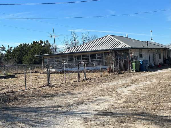 2 Acres of Land with Home for Sale in Aledo, Texas